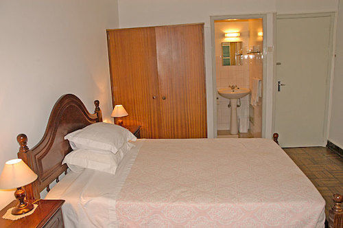 Pensao Astoria Hotel ฟุงชาล ภายนอก รูปภาพ